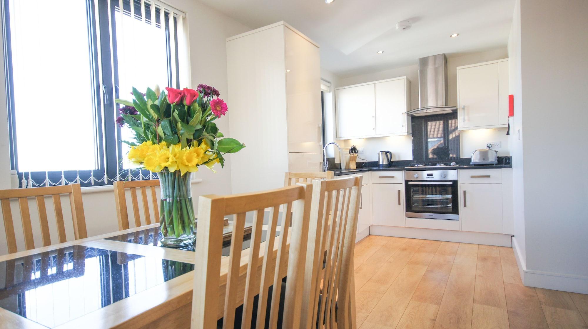 Crompton House Apartments Edgware Extérieur photo