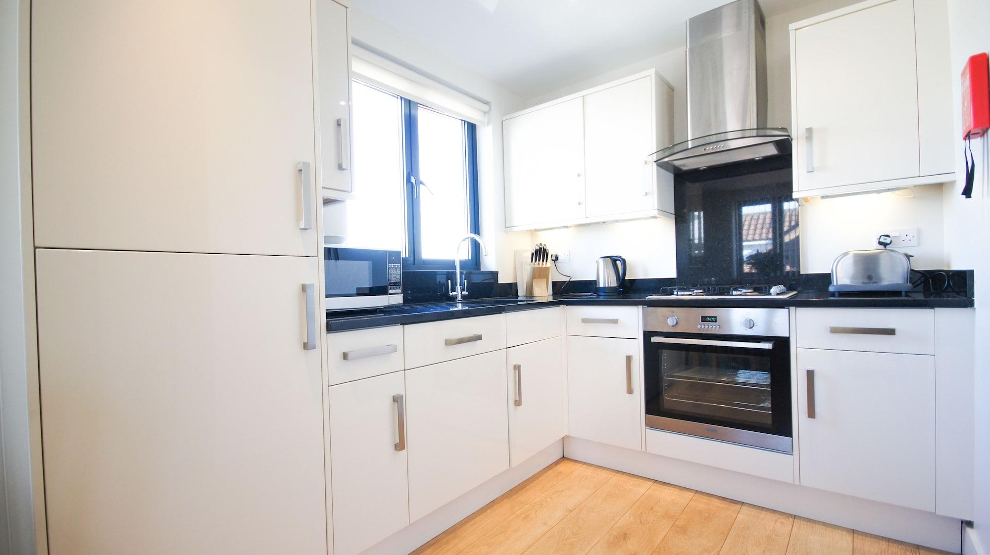 Crompton House Apartments Edgware Extérieur photo